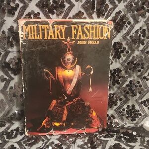 Military Fashion Comparative History Hardcover Barrie & Jenkins 1972 John Mollo
